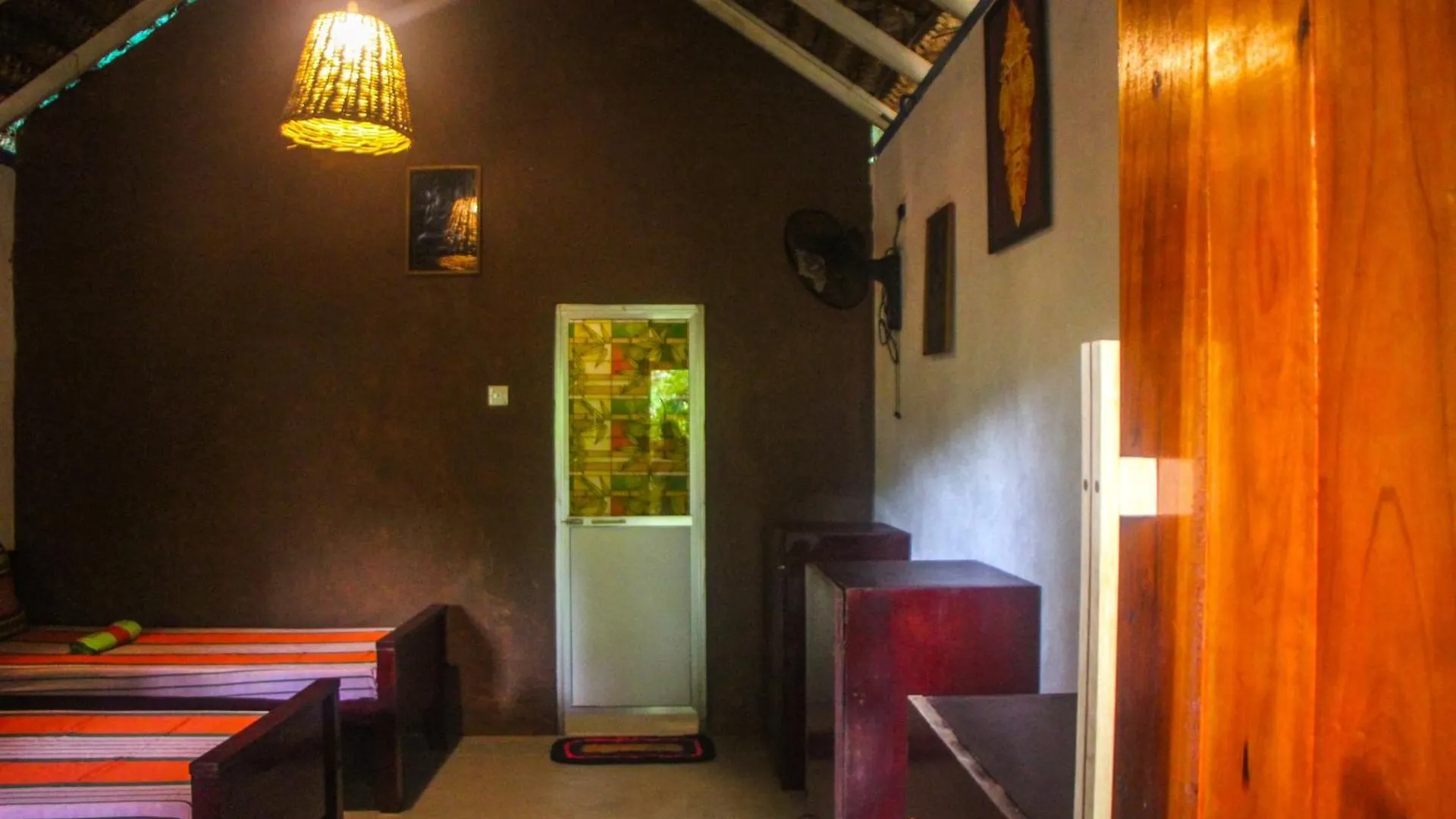 Jungle Host Hostel Sigiriya