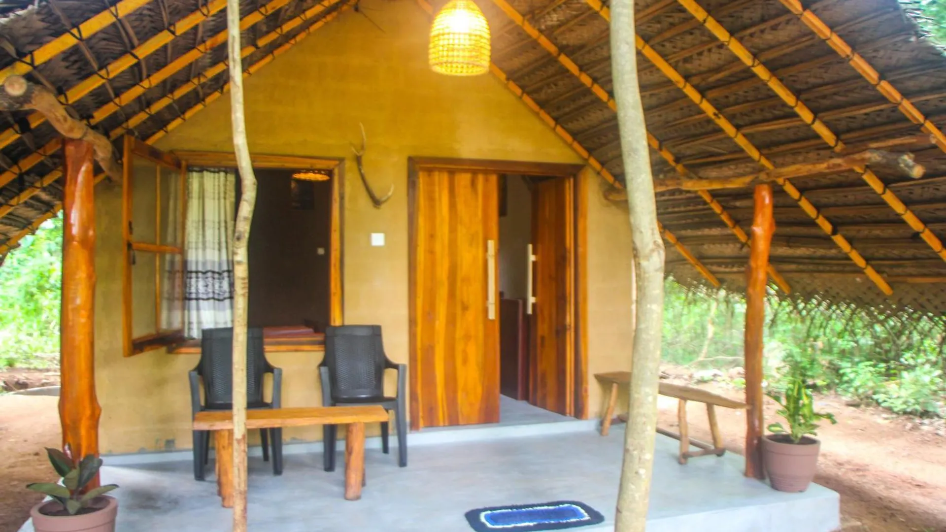 Jungle Host Hostel Sigiriya