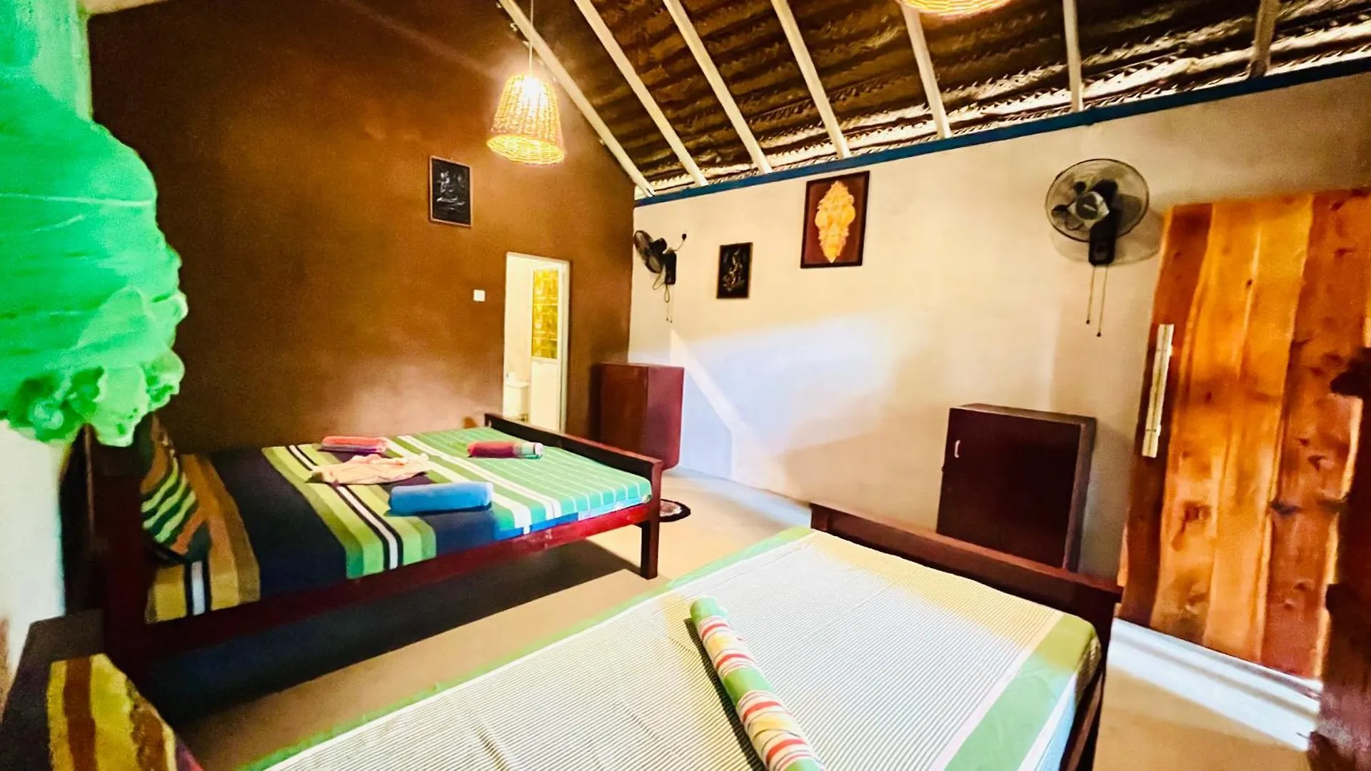 Jungle Host Hostel Sigiriya